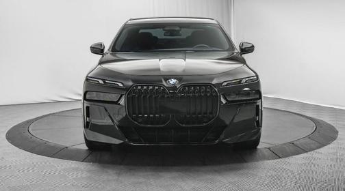 2024 BMW 760 760i xDrive
