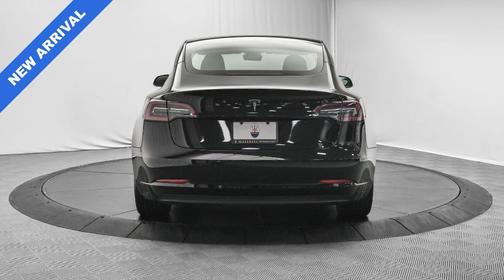 2022 Tesla Model 3 Base