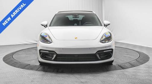 2022 Porsche Panamera Platinum Edition