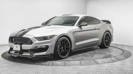 2020 Ford Shelby GT350 Base