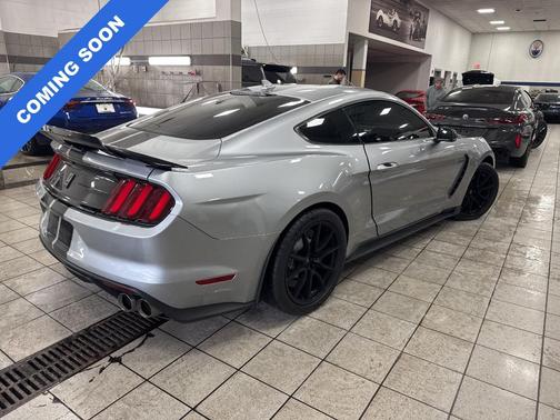 2020 Ford Shelby GT350 Base