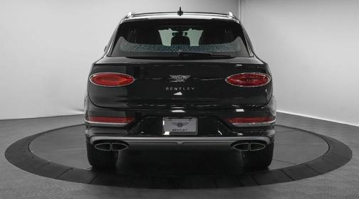 2024 Bentley Bentayga V8