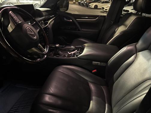 2020 Lexus LX 570 Three-Row