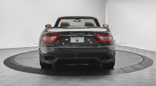 2014 Maserati GranTurismo Base