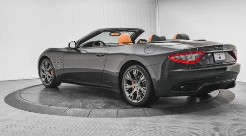 2014 Maserati GranTurismo Base