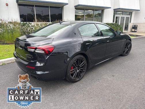 2023 Maserati Ghibli Modena Q4