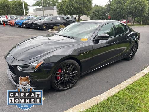 2023 Maserati Ghibli Modena Q4