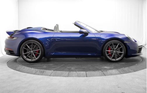 Gentian Blue Metallic 2020 Porsche 911 Carrera S