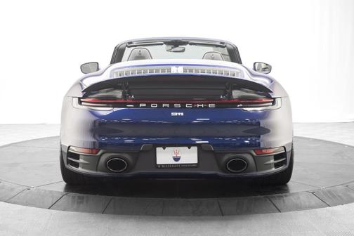 Gentian Blue Metallic 2020 Porsche 911 Carrera S