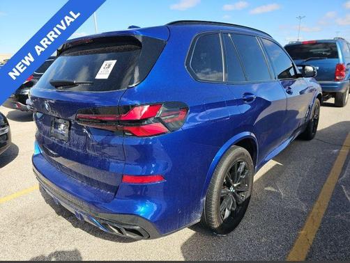 2025 BMW X5 M60i