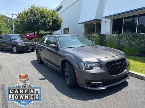 2023 Chrysler 300 S