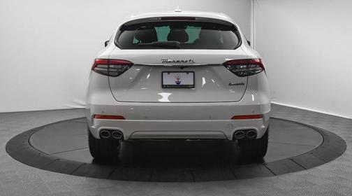 2024 Maserati Levante GT Ultima