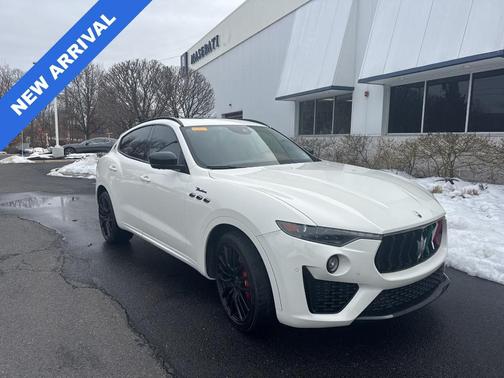 2023 Maserati Levante Modena