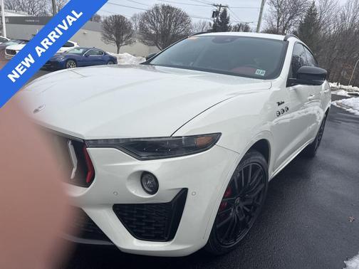 2023 Maserati Levante Modena