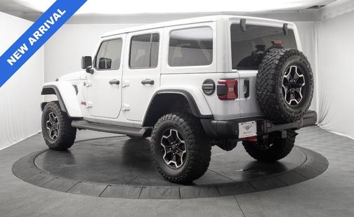 Bright White Clearcoat 2024 Jeep Wrangler Rubicon