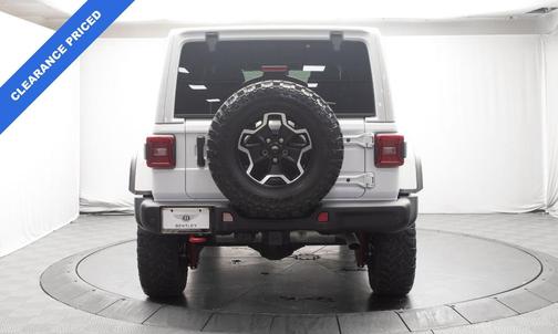 Bright White Clearcoat 2024 Jeep Wrangler Rubicon