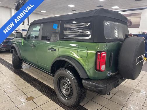 2022 Ford Bronco Black Diamond