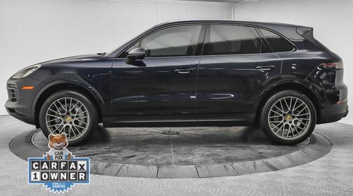 2023 Porsche Cayenne Platinum Edition