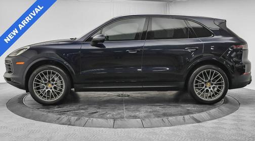 2023 Porsche Cayenne Platinum Edition