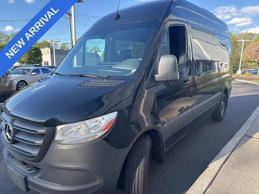 Obsidian Black Metallic 2024 Mercedes-Benz Sprinter 2500 144 WB Standard Roof Passenger