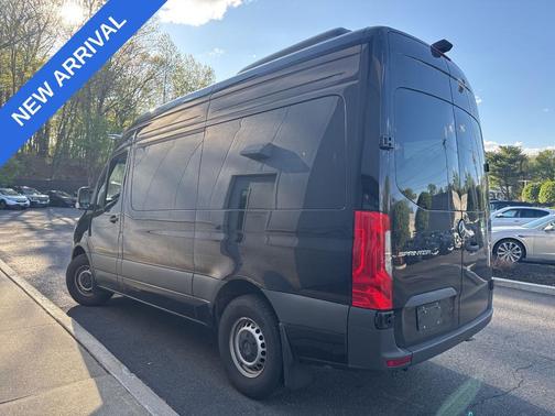 Obsidian Black Metallic 2024 Mercedes-Benz Sprinter 2500 144 WB Standard Roof Passenger
