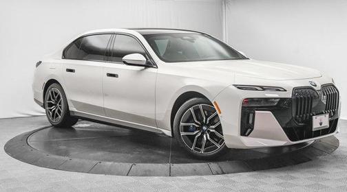 2024 BMW 740 i xDrive