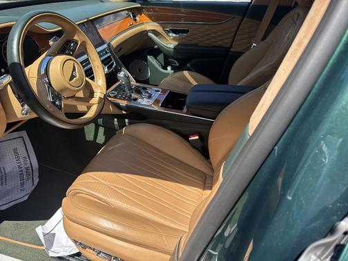 Verdant Metallic 2023 Bentley Flying Spur Azure
