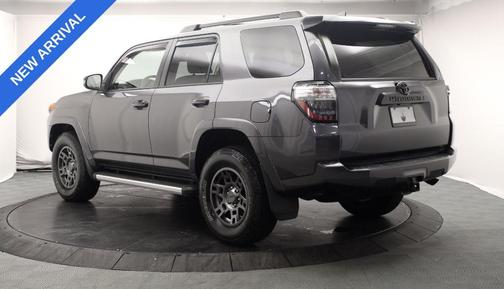 Magnetic Gray Metallic 2020 Toyota 4Runner SR5
