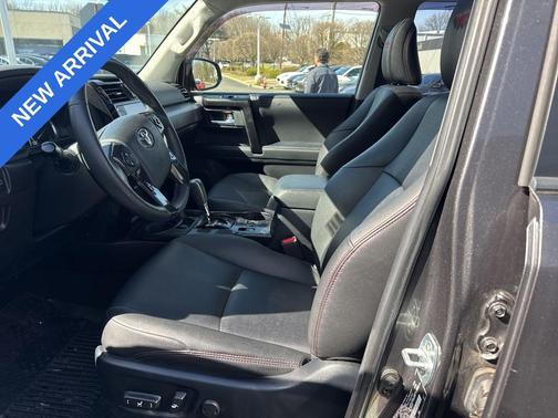 Magnetic Gray Metallic 2020 Toyota 4Runner SR5