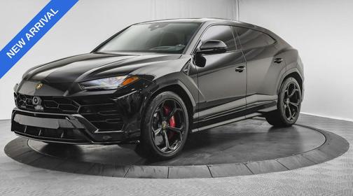 2022 Lamborghini Urus Base