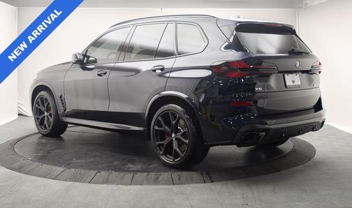 Carbon Black Metallic 2026 BMW X5 M60i