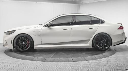 2025 BMW M5 Base