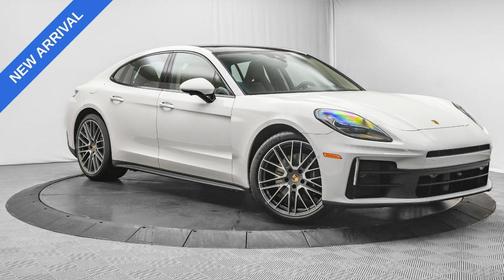 2025 Porsche Panamera 