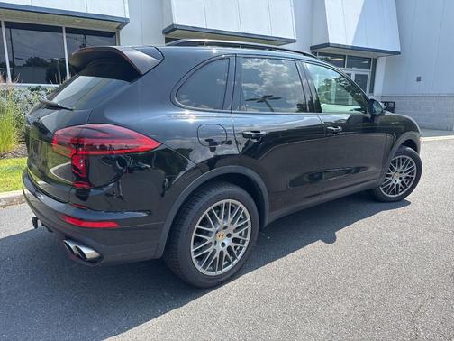 2018 Porsche Cayenne S