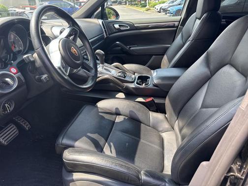 2018 Porsche Cayenne S