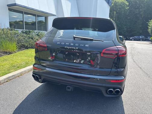 2018 Porsche Cayenne S