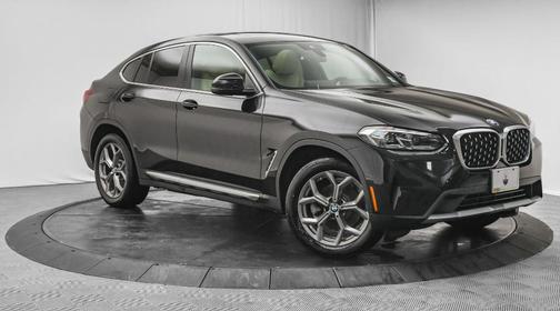 2023 BMW X4 xDrive30i