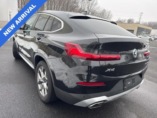 2023 BMW X4 xDrive30i