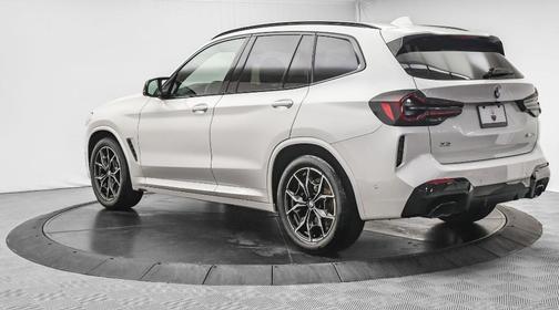 2024 BMW X3 M40i