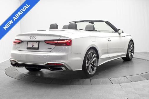 Glacier White Metallic w/ Black Roof 2024 Audi A5 45 S line quattro Premium
