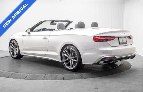 Glacier White Metallic w/ Black Roof 2024 Audi A5 45 S line quattro Premium