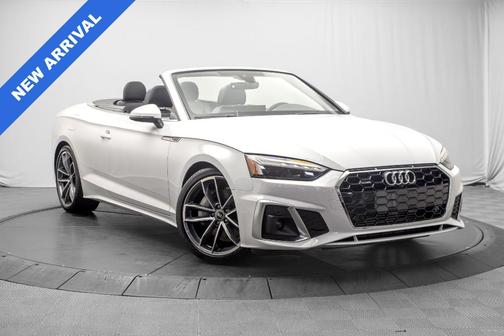 Glacier White Metallic w/ Black Roof 2024 Audi A5 45 S line quattro Premium