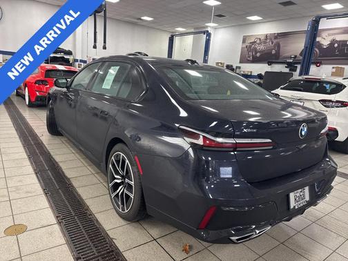 2024 BMW 760 760i xDrive