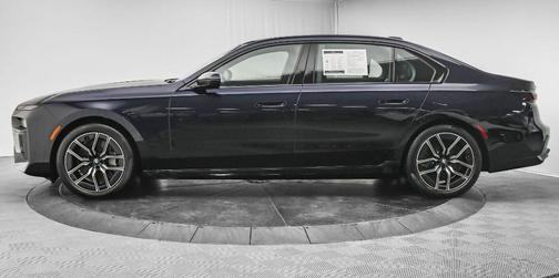 2024 BMW 760 760i xDrive