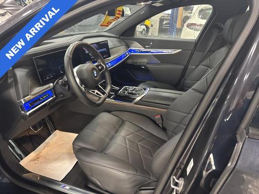 2024 BMW 760 760i xDrive