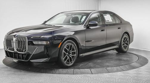 2024 BMW 760 760i xDrive