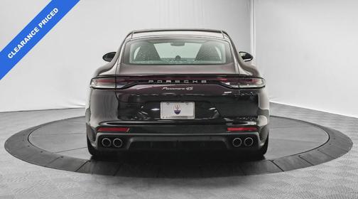 2022 Porsche Panamera 4S