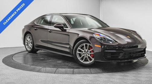 2022 Porsche Panamera 4S
