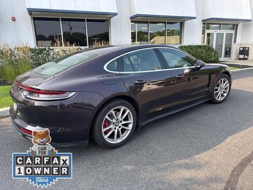 2022 Porsche Panamera 4S