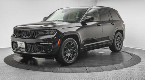 2025 Jeep Grand Cherokee Summit